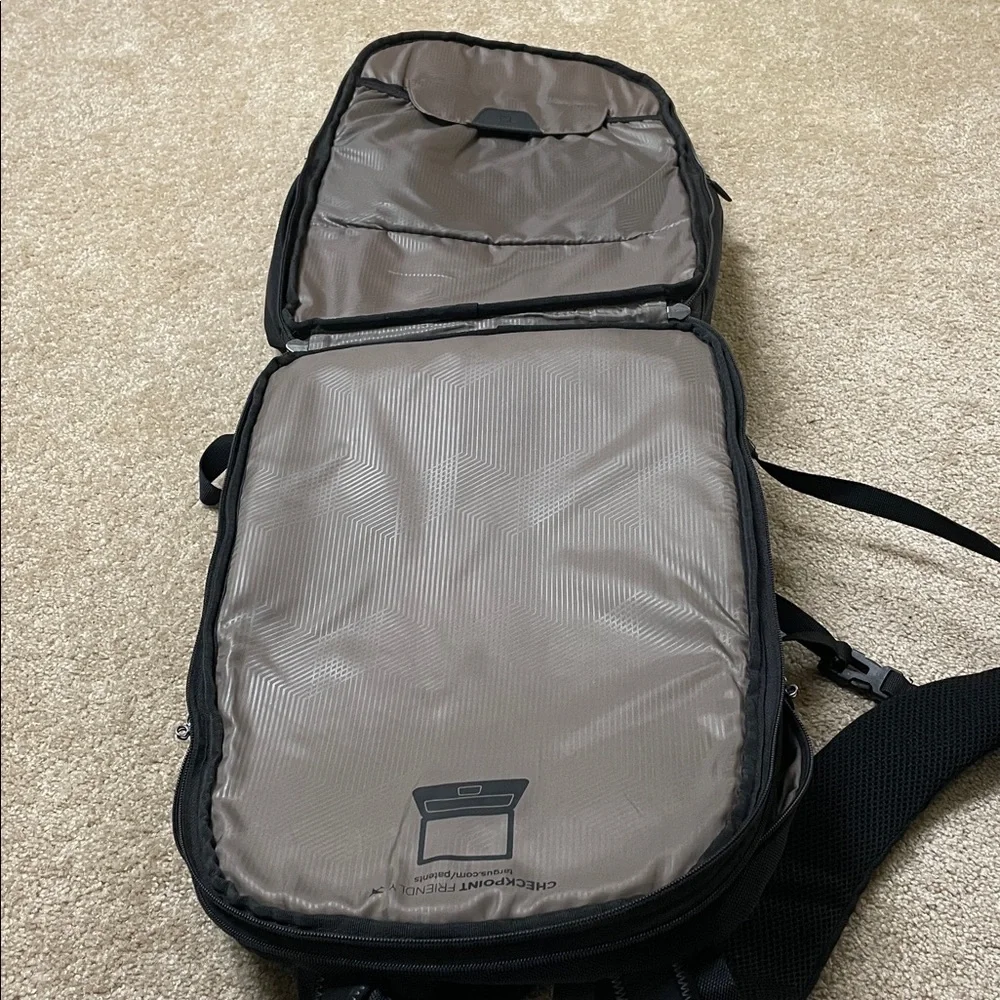 Targus Corporate Traveler Laptop Backpack